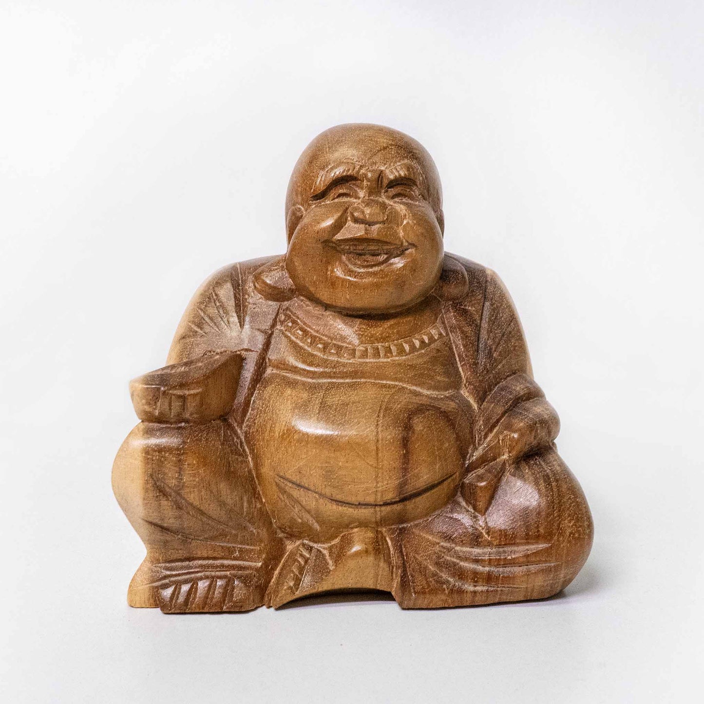 Buddha für Wohlstand – Handgefertigte Holzfigur aus Indonesien, in zwei Größen