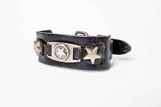 Lederarmband – Sternprägung, verstellbar – Silber/Schwarz, handgefertigt aus Peru