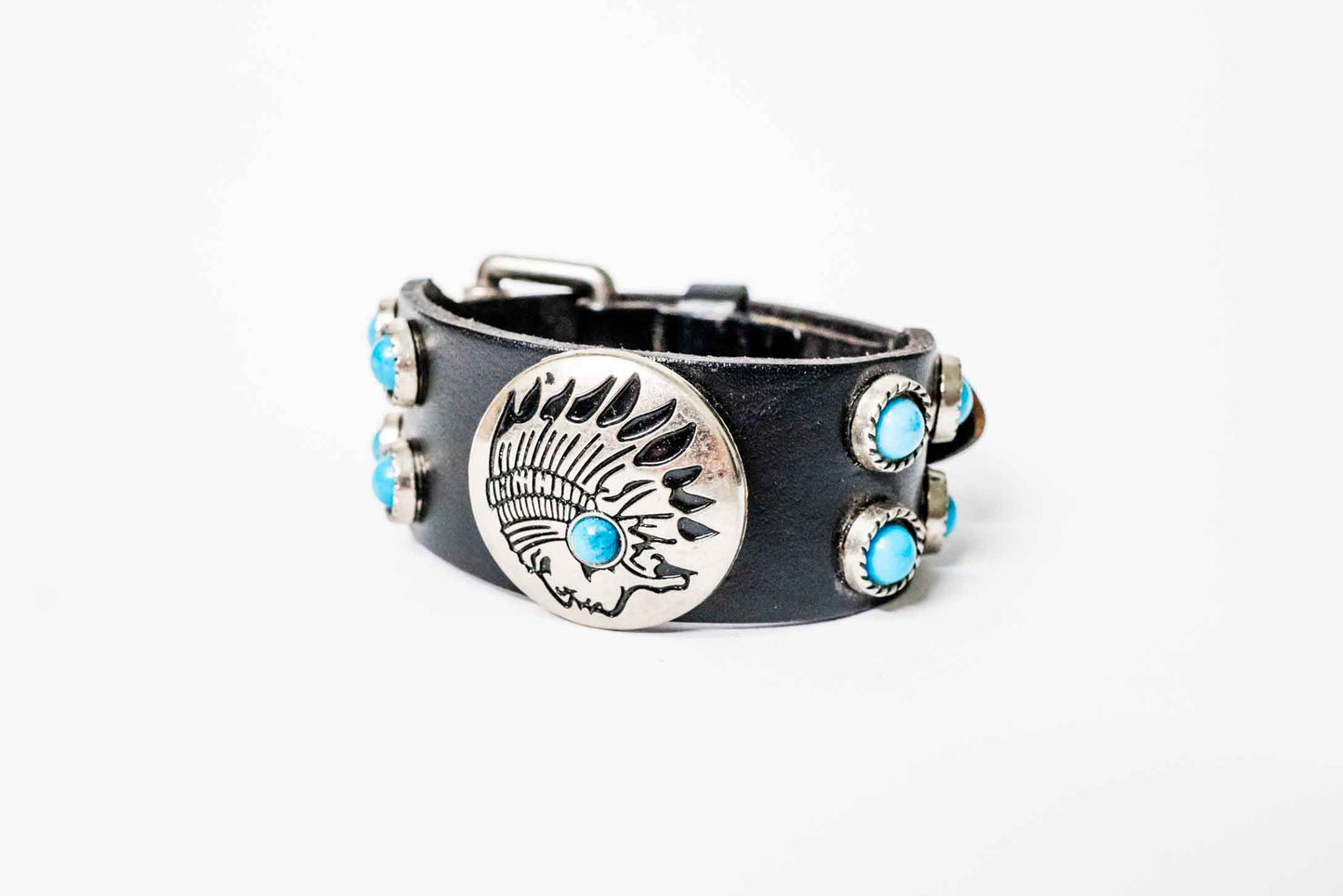 Lederarmband – Indianer-Symbole, verstellbar – Schwarz/Silber, handgefertigt aus Peru
