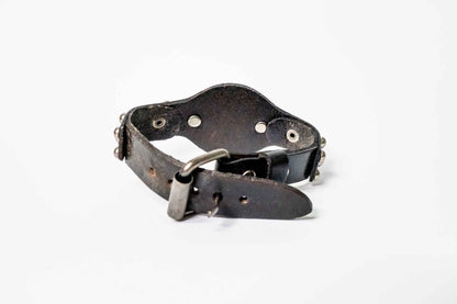 Lederarmband – Indianer-Symbole, verstellbar – Schwarz/Silber, handgefertigt aus Peru