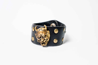 Lederarmband – Teufel‑Motiv, verstellbar – Schwarz/Goldfarben, handgefertigt in Peru