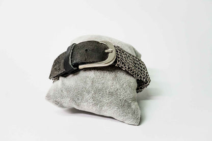 Lederarmband mit silbernem Kettenmuster – Handgefertigt, Ritterkette oder filigran, verstellbar