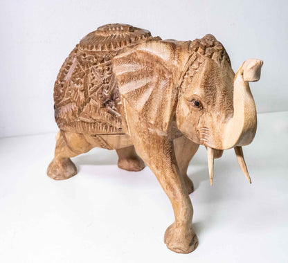 Der größte Holzelefant mit Gravur und Verzierung - Ursprung Indonesien